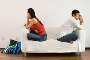 Sự im lặng âm thầm “giết chết” hôn nhân, nhiều vợ chồng vẫn đang mắc phải