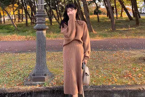 5 kiểu chân váy dài xinh và sang đáng sắm nhất dịp Black Friday