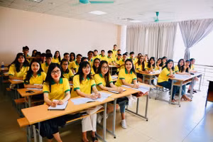 Sinh viên khoa Du lịch Trường Đại học Văn hóa TPHCM. Ảnh: TG