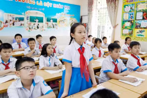 Học sinh Trường Tiểu học Đinh Tiên Hoàng (TX Phú Thọ, tỉnh Phú Thọ) tự tin trong giờ học. Ảnh: Thế Đại