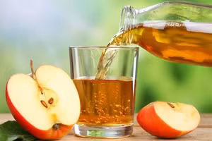 Không nên uống giấm táo trong ngày "đèn đỏ".