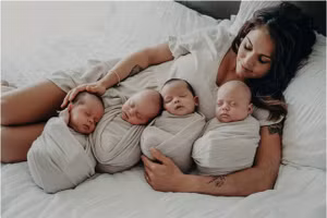 Nhìn ngón tay của bác sĩ khi siêu âm thai, mẹ sốc đến mức bật khóc