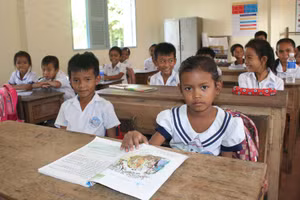 Nhân rộng phong trào nuôi heo đất giúp trò nghèo vùng sâu vùng xa 