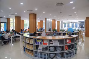 Thư viện hiện đại của Trường ĐH Công nghiệp Thực phẩm TPHCM.