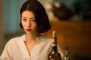 Sinh nhật vợ, chồng đặt tiệc linh đình nhưng lời chúc khiến cô thẫn thờ