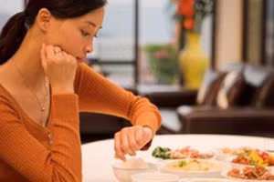 Kiên trì thực hiện 3 thói quen này vào buổi tối giúp bạn sống thọ