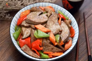 5 nhóm người tuyệt đối không nên ăn gan lợn