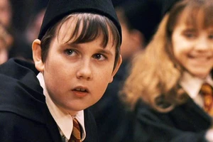 Người hâm mộ của Harry Potter không thể quên nhân vật Neville Longbottom của nhà Gryfindor. Tuy chỉ là vai phụ nhưng cậu bé có gương mặt bầu bĩnh, nhút nhát, thường xuyên bị thành viên nhà Slytherin bắt nạt đã để lại dấu ấn riêng trong lòng khán giả. Ảnh: Getty.