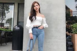 Đơn giản hơn nữa là chỉ cần mix & matc  thôi, hoặc là sơ vin, hoặc phối cùng crop top. Cuối cùng là "tương" một đôi giày quai mảnh "hack" chiều cao đảm bảo chuẩn đẹp rồi.