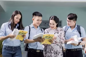 Chính sách hỗ trợ SV sư phạm nhằm mục tiêu thu hút người tài vào ngành GD. Ảnh minh họa