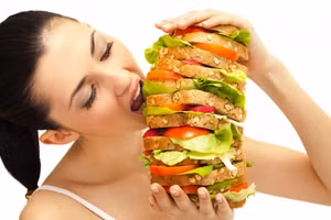 4 thói quen xấu gây đột quỵ hàng đầu thế giới