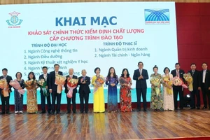 Khai mạc khảo sát chính thức kiểm định chất lượng tại Trường ĐH Cửu Long.