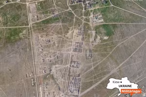 Ảnh vệ tinh thể hiện lực lượng Nga gần biên giới với Ukraine.