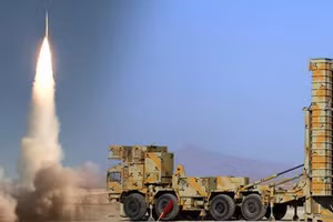 Tổ hợp Bavar-373 của Iran.