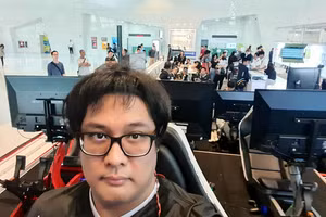 Game thủ Thái lan Kunlasub Wattnaphon.