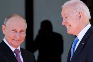 Tổng thống Putin và người đồng cấp Mỹ Biden.