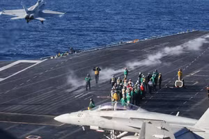 Một quan chức quốc phòng Mỹ cho biết Hải quân nước này đang cho bay máy bay trinh sát trên Biển Đen để theo dõi các hoạt động của hải quân Nga. (Ảnh: NY Post)