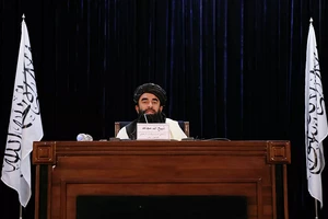 Phát ngôn viên của Taliban Zabihullah Mujahid nói trong một cuộc họp báo của Kabul.