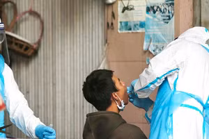 Xét nghiệm Covid-19 tại Campuchia.