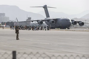 Sân bay quốc tế Kabul.