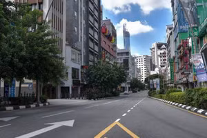 Đường phố vắng vẻ của Malaysia trong lệnh phong tỏa chống Covid-19.