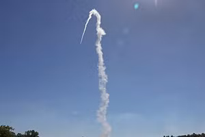 Hệ thống Vòm sắt của Israel chặn tên lửa.