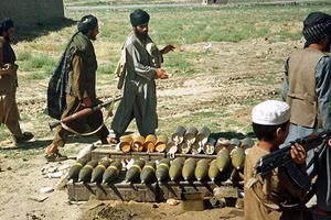 Vũ khí Taliban thu giữ được.