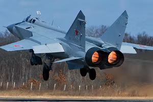 Chiến cơ MiG-31K.