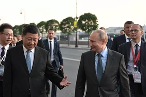 TT Nga Vladimir Putin và Chủ tịch Trung Quốc Tập Cận Bình.