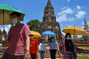 Thái Lan đang cố gắng cứu ngành du lịch bị ảnh hưởng bởi Covid-19.