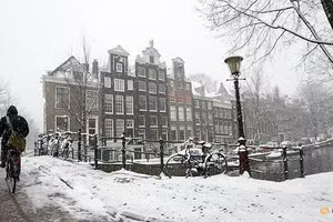 Ngoài lệnh phong tỏa chống Covid-19, Hà Lan có thêm lệnh phong tỏa vì thời tiết xấu.