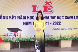 Cô giáo Phạm Thị Hường - Giáo viên Trường THCS Phú Diễn (Hà Nội).