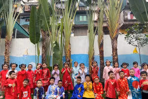 Lớp Mẫu giáo lớn C6, Trường Mầm non Thực hành Hoa Sen (Cao đẳng Sư phạm Mẫu giáo Trung ương) hào hứng với Dự án Áo dài.