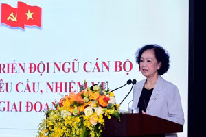 Bà Trương Thị Mai, Ủy viên Bộ Chính trị, Thường trực Ban Bí thư Trung ương Đảng, Trưởng ban Tổ chức T.Ư phát biểu tại toạ đàm.