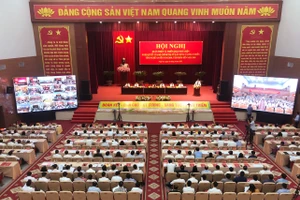 Hội nghị quán triệt, triển khai thực hiện Nghị quyết số 39, ngày 18/7/2023 của Bộ Chính trị về xây dựng và phát triển tỉnh Nghệ An đến năm 2030, tầm nhìn đến năm 2045. Ảnh: BTG.