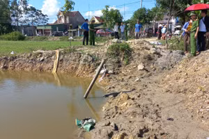 Hiện trường nơi xảy ra vụ tai nạn đuối nước thương tâm.