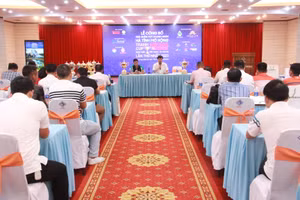 Họp báo Lễ công bố giải quần vợt doanh nhân Hà Tĩnh mở rộng tranh cup báo GD&TĐ. (Ảnh: Vũ Long)