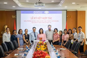 Hai bên vui mừng với sự hợp tác, chuyển giao và phát triển thương mại sản phẩm nghiên cứu của sinh viên.