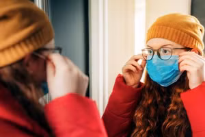 7 mẹo hay giúp không bị mờ kính khi đeo khẩu trang