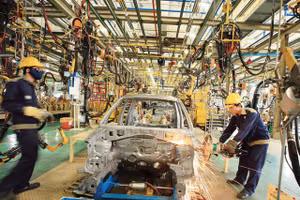 Bộ Tài chính: Chỉ giảm 50% phí trước bạ xe trong nước đến hết năm 2020