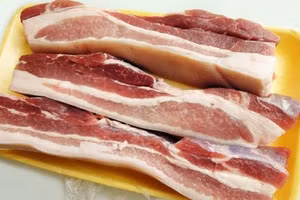 Cách chọn thịt ba chỉ ngon. Ảnh minh họa. 