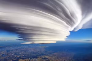 Đám mây hình kỳ lạ trên bầu trời New Zealand