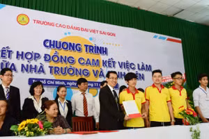 Cam kết việc làm cho sinh viên là sự khẳng định chất lượng đào tạo với xã hội