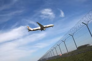 FAA điều tra lỗi sản xuất trên máy bay Boeing 787 Dreamliner