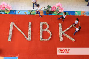 Sôi động ngày hội khoa học của học sinh trường Nguyễn Bỉnh Khiêm (TP.HCM)