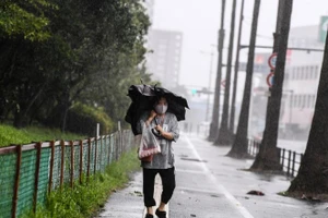 Bão Haisen đổ bộ vào phía nam Nhật Bản
