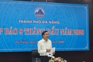 Ông Lê Trung Chinh – Phó Bí thư Thành ủy, Phó Chủ tịch Thường trực UBND TP Đà Nẵng được giới thiệu để bầu giữ chức Chủ tịch UBND TP Đà Nẵng nhiệm kỳ 2016-2021.