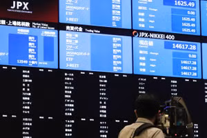 Sở giao dịch chứng khoán Tokyo tạm ngừng giao dịch do lỗi kỹ thuật. (Ảnh của Rie Ishii)
