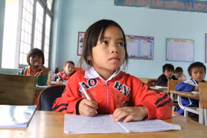 Cô học trò Y Yong ước mơ lớn lên làm thợ mộc như bố.