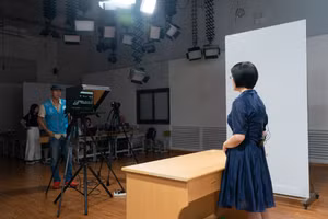 GV dạy trực tuyến.